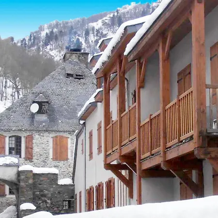 2 Pieces Pour 6 Personnes Avec Piscine Exterieure - Proche Saint-lary-soulan - Fr-1-504-176 *